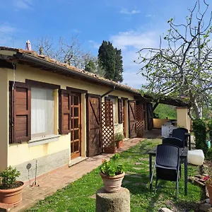  Alloggio per agriturismo Fontevecchia Italia