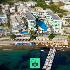 4* Semesteranläggning (resort) Dragut Point South