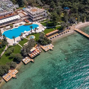 Doubletree By Hilton Bodrum Isil Club Ultra Курортный комплекс